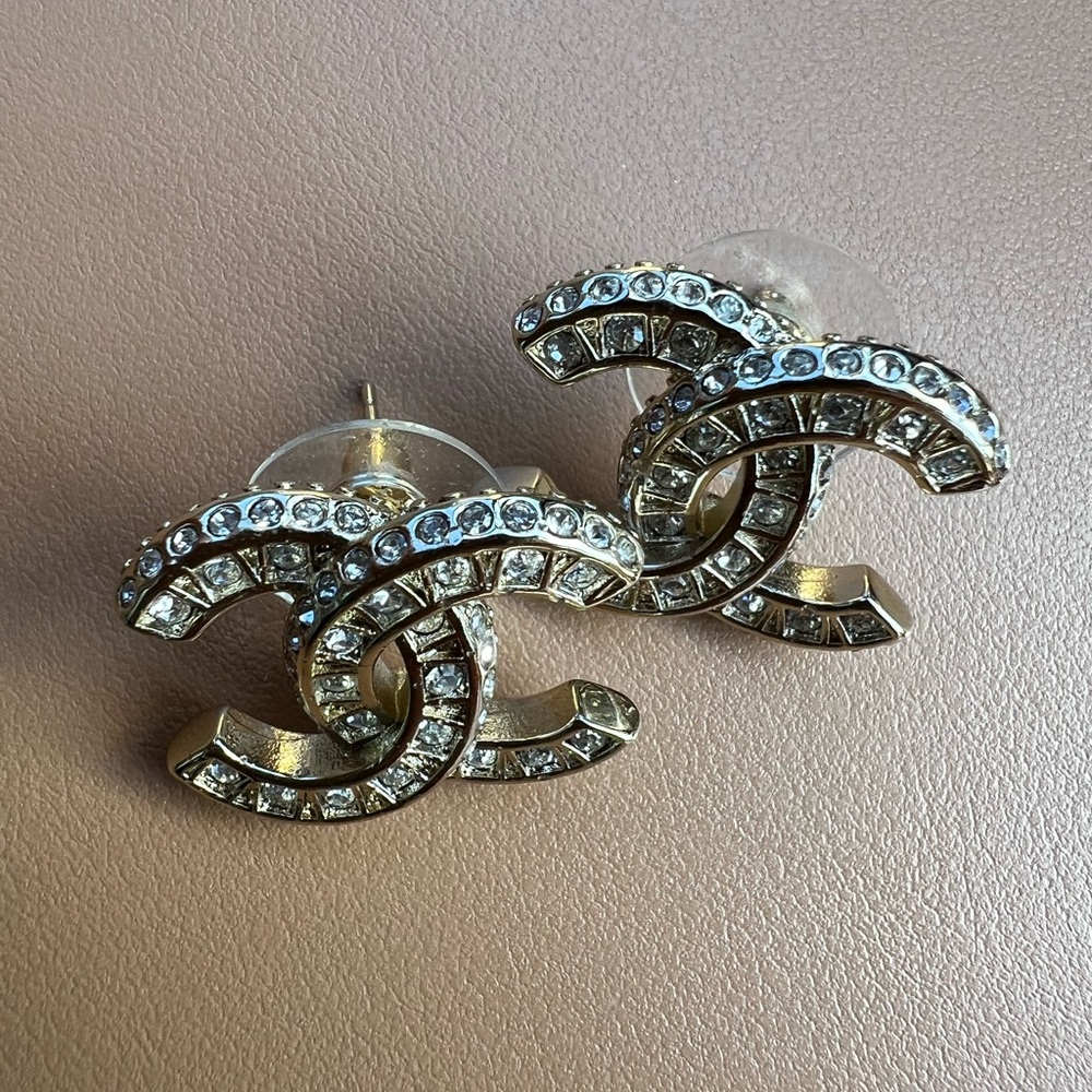 Chanel cc earrings